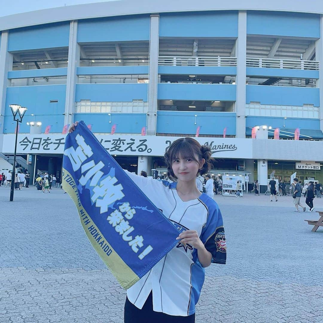 金澤有希さんのインスタグラム写真 - (金澤有希Instagram)「久しぶりの観戦⚾️ そして初ZOZOMARINE🪄  やっぱたのし〜〜〜！！  #lovefighters #zozoマリンスタジアム #zozomarinestadium #fighters #ファイターズ #ファイターズ女子」8月3日 23時41分 - yuuki_kanazawa0501