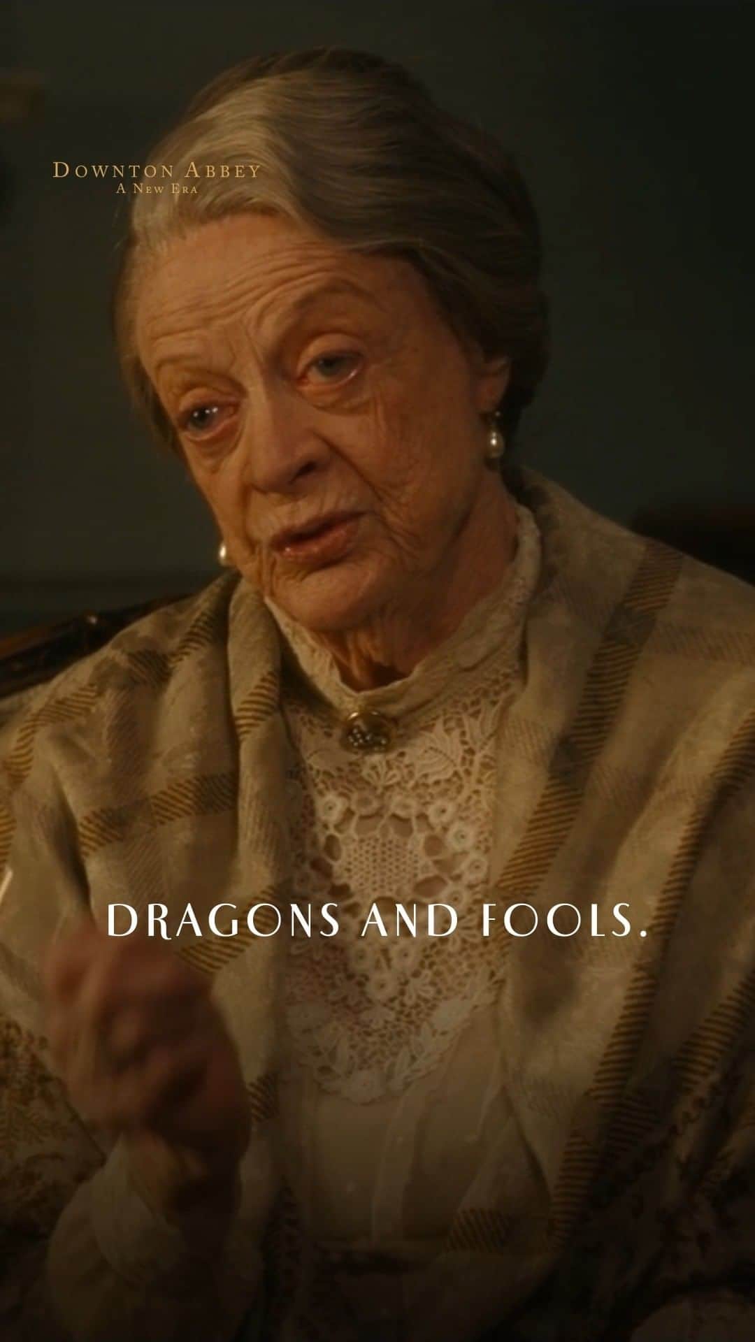ダウントン・アビーのインスタグラム：「The Dowager Countess gives the best advice. #DowntonAbbey」