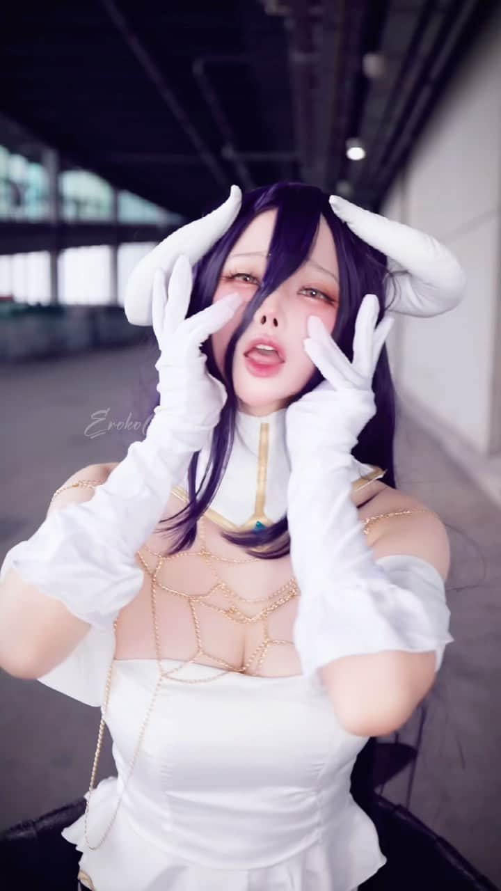 EROKOのインスタグラム：「Ainz samaa~ #overload #albedo」