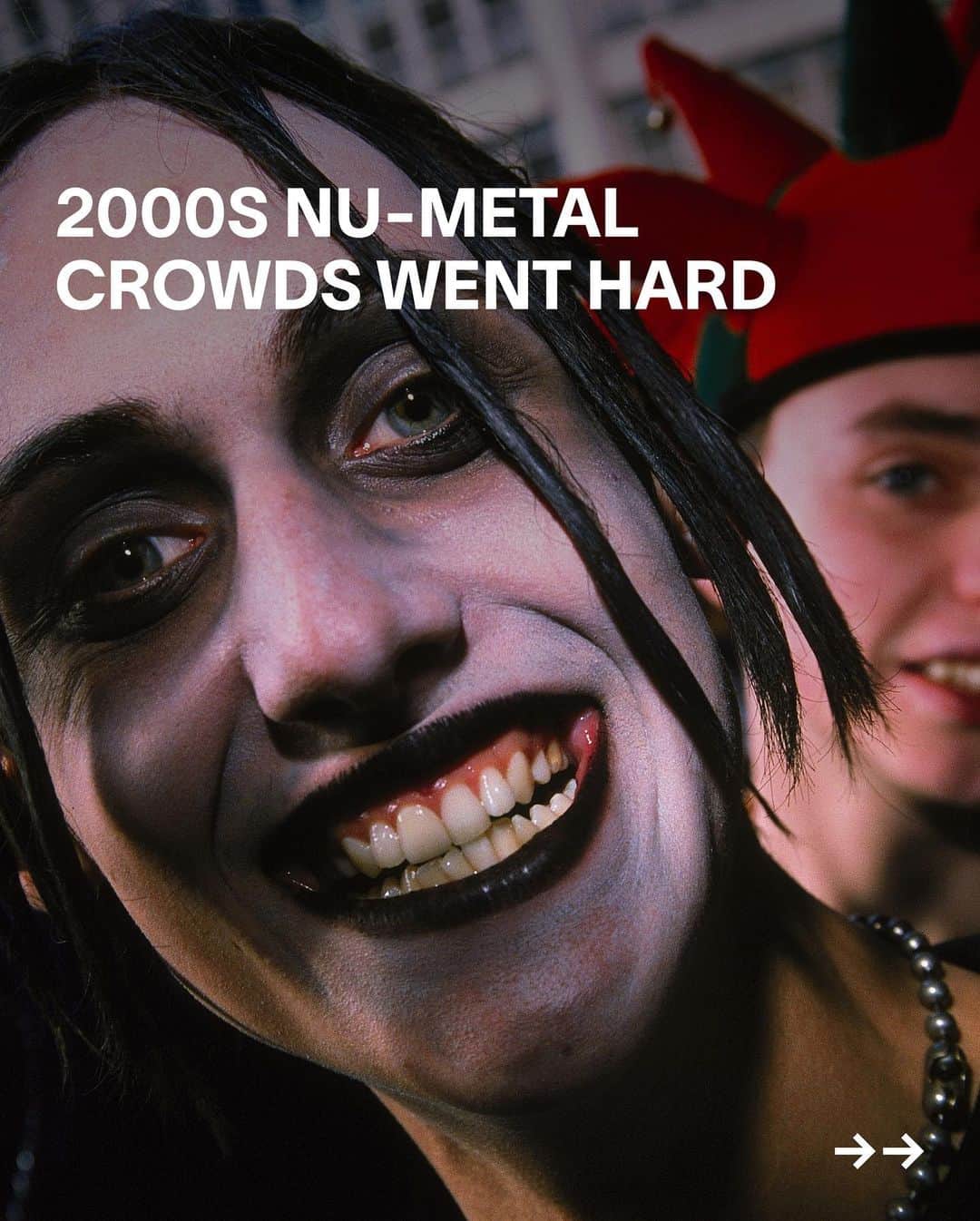 VICEさんのインスタグラム写真 - (VICEInstagram)「2000s nu-metal crowds went hard. We're talking caking your face in seven layers of make-up to resemble a skull. Eerie looking contact lenses. Full nude body paint. Fans of Korn, Limp Bizkit and the like had an unmatched proclivity to turn the live show dial all the way to one hundred, especially in regard to backflipping across the crowd in full dress-up. As the genre resurges thanks to renewed interest in the early 2000s, we're looking back at the era's immersive crowd participation with a series of vintage nu-metal photos that go as hard, if not harder, than that Slipknot lyric about pushing your fingers into your eyes. Slide through above and revel in the moment.」8月4日 1時03分 - vice