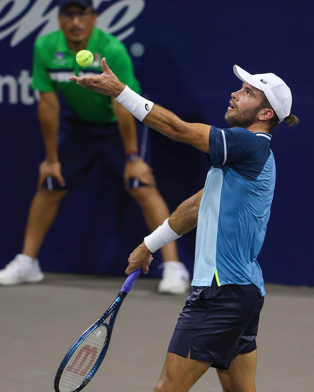 ボルナ・チョリッチのインスタグラム：「Good vibes in Cabo 🇲🇽 happy with my win yesterday, QF tonight 😎💪🏼🥳🤩  📸: @abiertoloscabos」