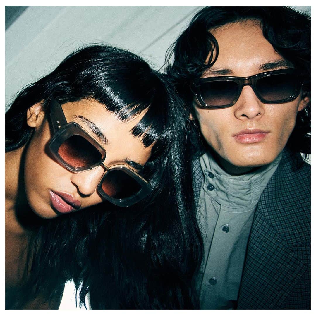 のインスタグラム：「New Eyewear Story💙🩷🕶️ @documentjournal online x @akonieyewear  Starring @callmeakima @72tenzy  Stylist @carojinpark  Casting Director @communa_k  Hair @hairstudy  MakeUp @ayaka_nihei #documentjoirnal #akonieyewear #eyewear」