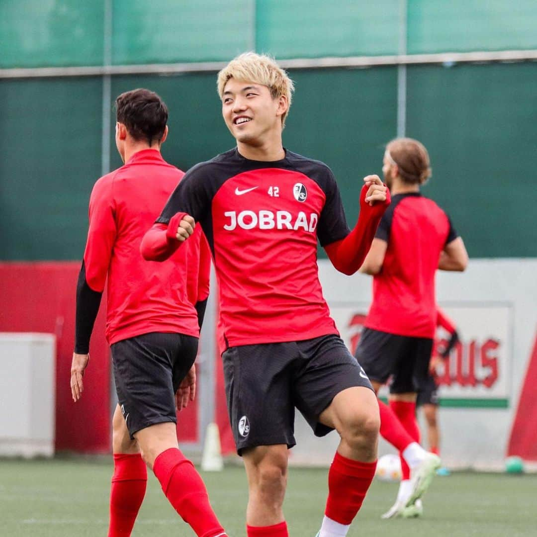 堂安律さんのインスタグラム写真 - (堂安律Instagram)「Preseason!! @scfreiburg」8月4日 2時08分 - doanritsu