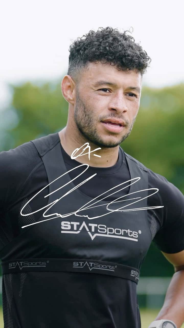 アレックス・チェンバレンのインスタグラム：「Another good session in the legs 💪🏽⚽️ @statsports」