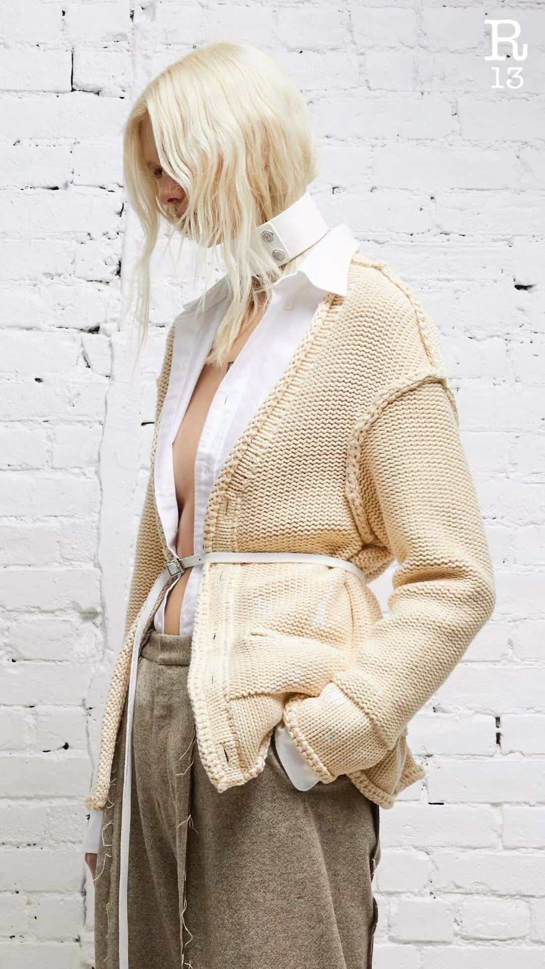 のインスタグラム：「The Rolled Edge Cardigan is a prime example of the R13 ethos: a timeless style modernized with sparing yet incisive modifications.  Available online at r13.com and at our flagship store on 34 Howard Street in Soho.  #r13 #r13denim #prefall #cardigan」
