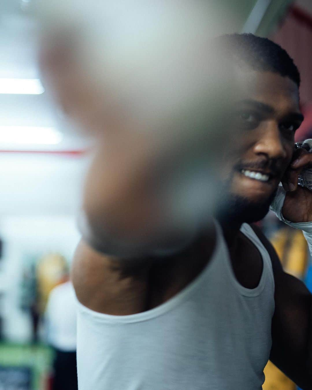 アンソニー・ジョシュアのインスタグラム：「12 weeks straight.   Watch live August 12th @daznboxing」