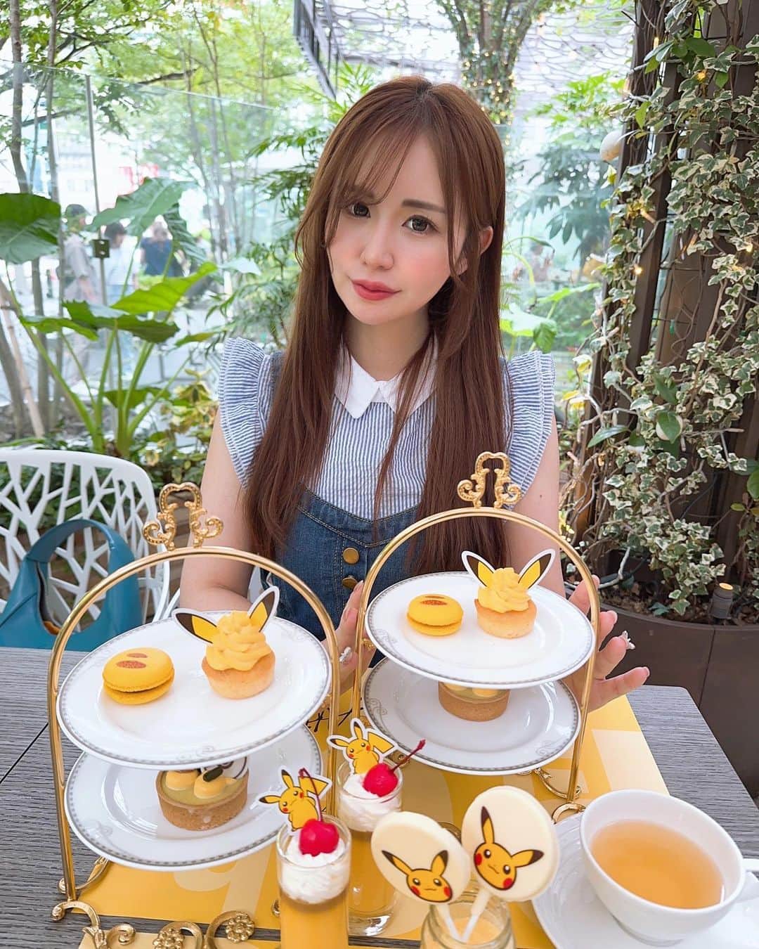 RANのインスタグラム：「🌿💛🦋  #表参道 #アフタヌーンティー #思い出 #いつも写真撮ってくれて #ありがとう #映え #嬉しい #cafeanddiningzelkova」