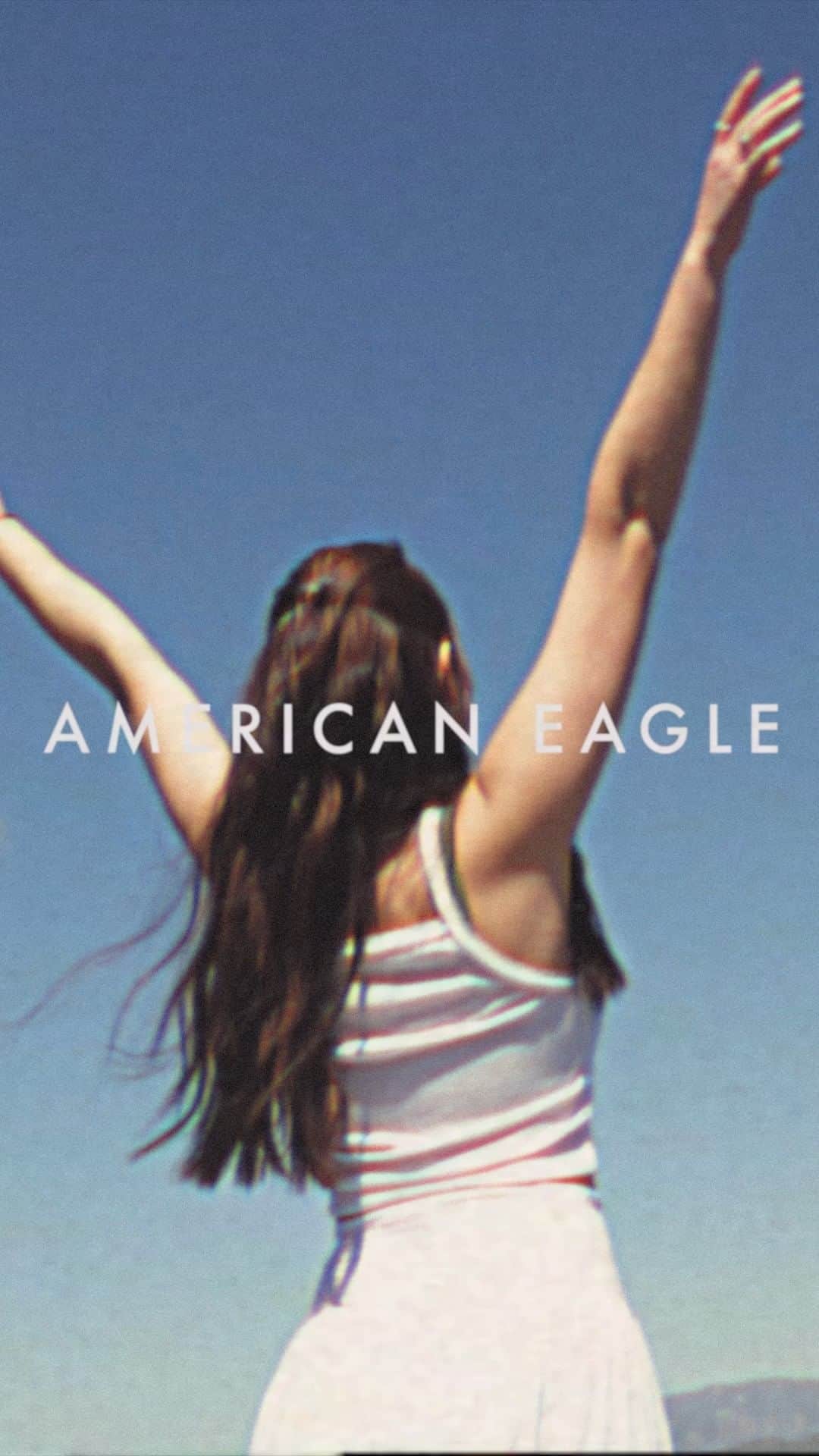 アメリカンイーグルのインスタグラム：「アメリカンイーグルと一緒に最高に生き、あらゆる可能性を探求しよう🔎  #AEjeans は、あなたのアクティブなニーズに合わせてさまざまなスタイル、ルックス、フィット感、ウォッシュを備えている👖  AEストアでチェックして💁🏻‍♀️ あなたの理想の１枚を見つけてね〜  #アメリカンイーグル #americaneaglejp #AEJeans #アメリカンイーグルジーンズ #デニム #ジーンズ #AEコーデ #BTSコレクション #HereandNow」