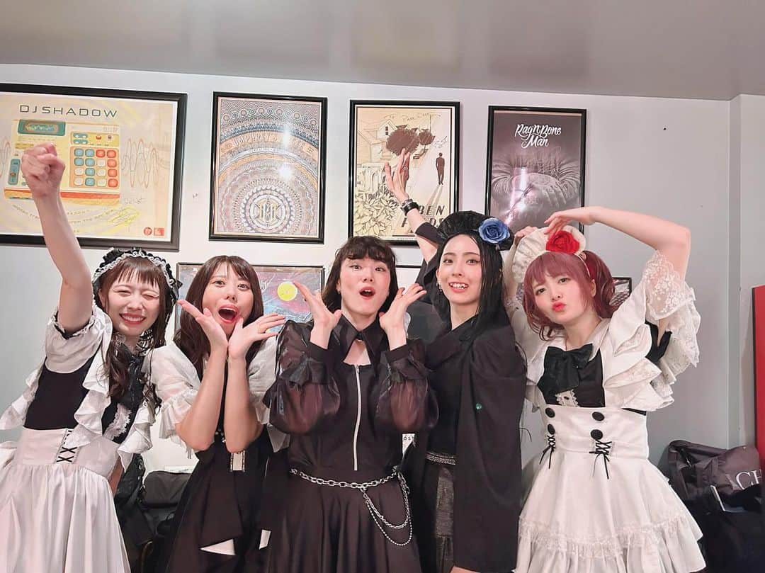 BAND-MAIDさんのインスタグラム写真 - (BAND-MAIDInstagram)「[Gratitude🔥] "BAND-MAID 10TH ANNIV. TOUR in North America" at "Lollapalooza Aftershows" in Chicago has ended.   Thank you for coming everyone!!   The next show is tomorrow at #Lollapalooza !  bandmaid.tokyo/contents/617485  #bandmaid #Chicago」8月4日 15時36分 - bandmaid.jp