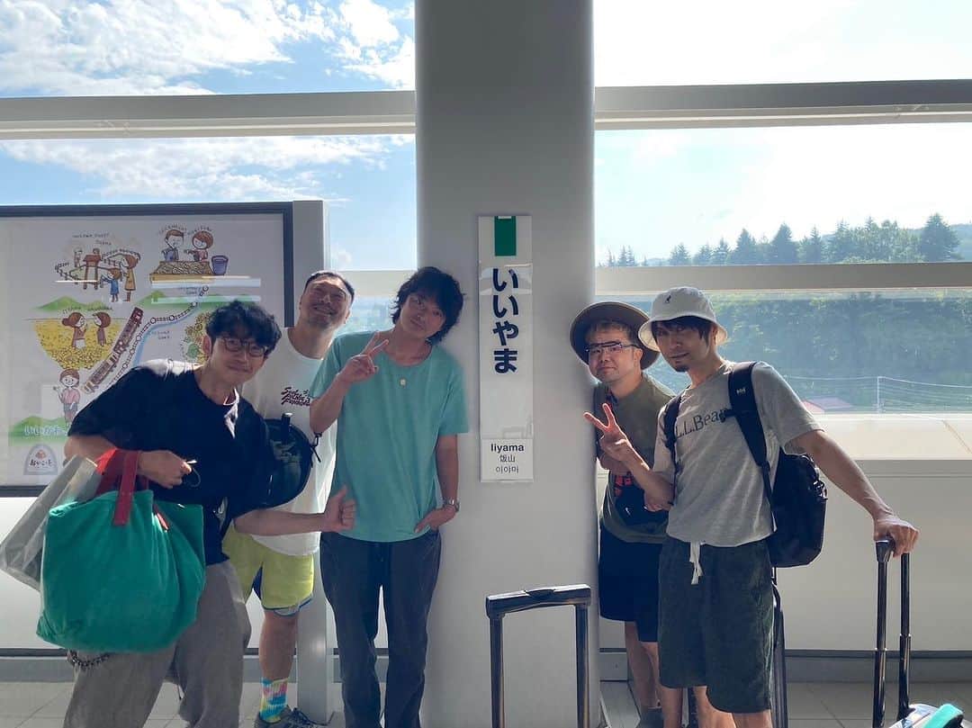 西寺郷太のインスタグラム：「第一陣。いいやま着いたでー！」