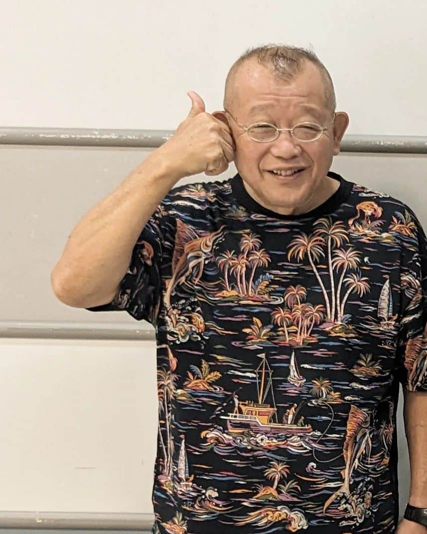 川原克己 のインスタグラム：「まぁまぁ綺麗な耳goodするんかい！ #耳good」