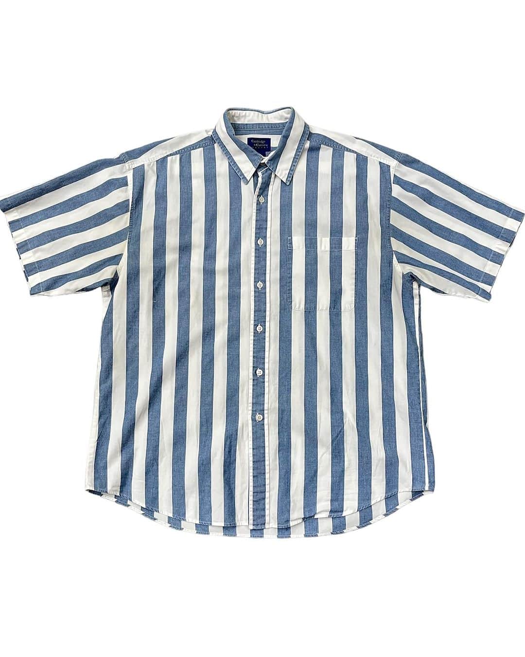 ジャムルのインスタグラム：「S/S stripe shirts 白x青 ¥5000+tax(5500) . ピッチ太めのストライプで、定番的な白x青のカラーリング。爽やかな色目で使いやすく合わせやすい1枚。 .  WEB SHOPに入荷しております。 是非ご覧ください。 jammru.com  #お問い合わせはお電話で承ります #jammru #osaka  #fashion  #streetstyle  #streetfashion  #vtg  #vintage  #used  #usedclothing  #古着 #古着屋 #ファッション #70s #80s #90s」