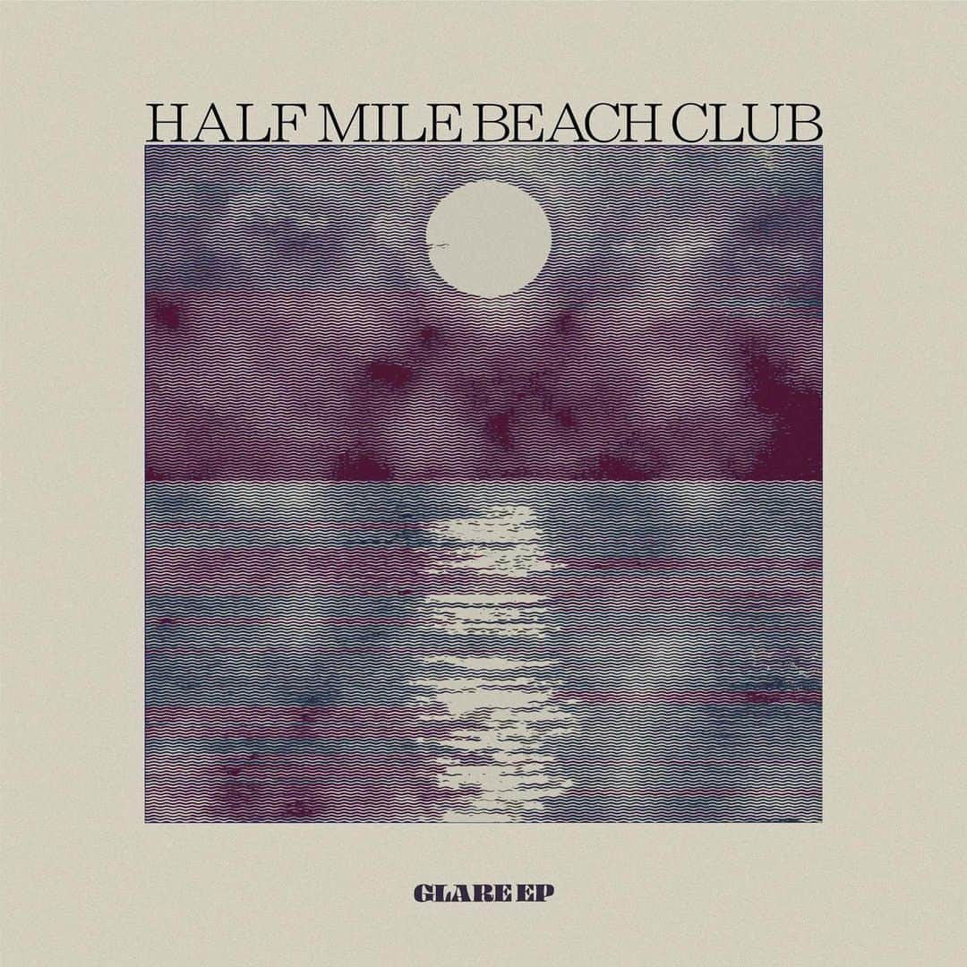 サイトウジュンのインスタグラム：「Half Mile Beach Club "GLARE EP" @halfmilebeachclub  プロデュースで参加しておりますHalf Mile Beach Clubの新作、本日8/4より㊗️配信開始です。  この季節にハマるインストチューンが４曲。昨年のシングルより引き続き、今回は３曲を担当しています。あらためてバンドが進化する過程に立ち会える貴重な体験でした。主に曲作りや、アレンジのお手伝いさせてもらっております。毎度思うことなんですが、こちらも沢山勉強させていただくこと多々ありで、本当に感謝です。音楽談義＋家系、サウナ、逗子etc会話も弾む楽しい現場、ありがとうございました！！  インディ・逗子・バレアリック・サウンド！！ この夏のおともに、是非聴いてみてください〜！ ⛱️🌴😎🤙🎉」