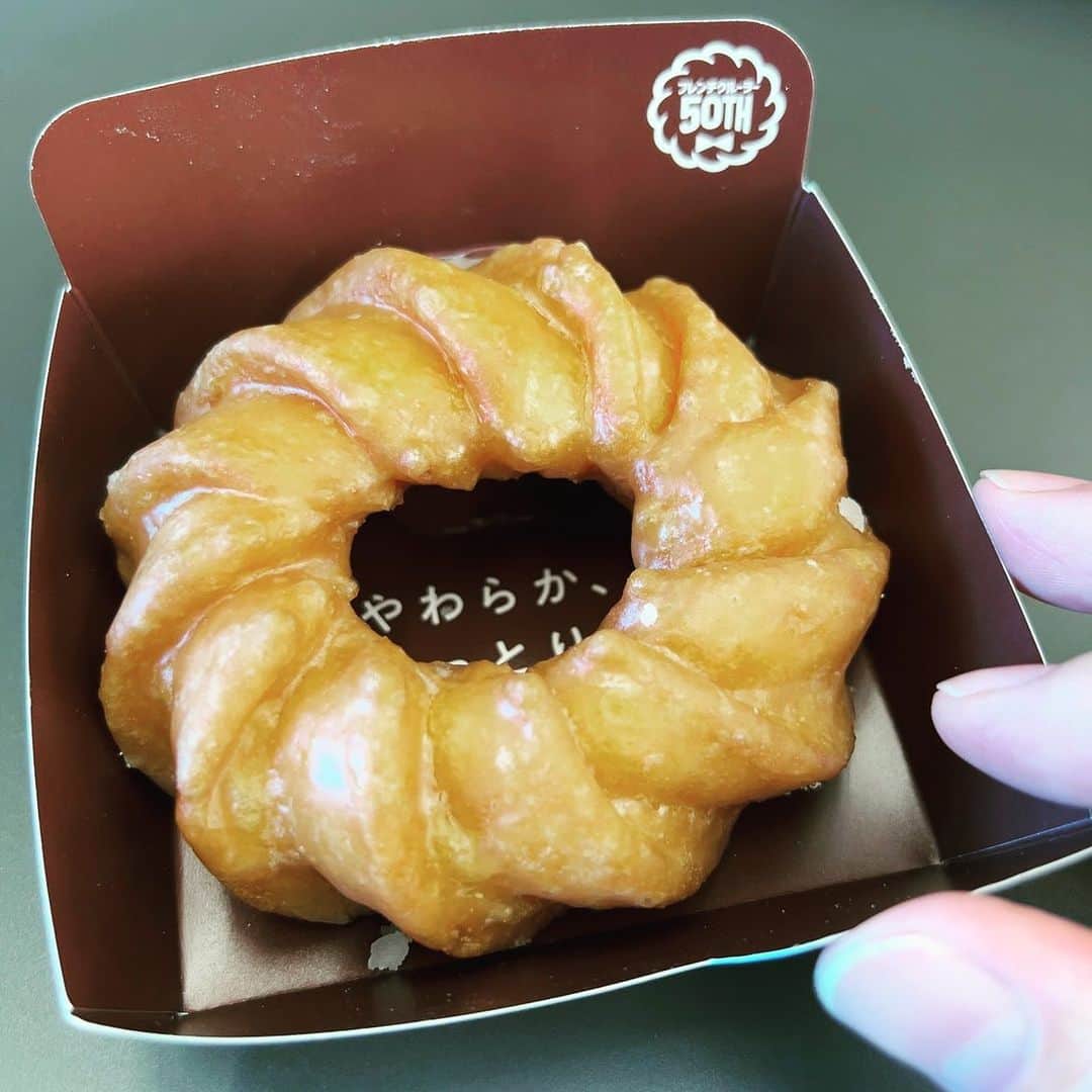 本城聡章のインスタグラム：「#生フレンチクルーラー #おやつ 😋」