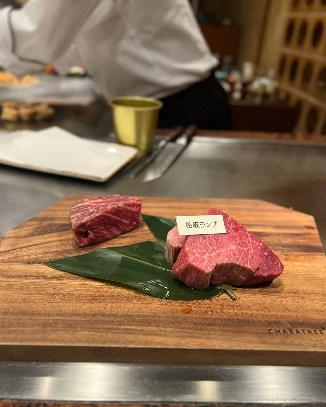 宮田綾子さんのインスタグラム写真 - (宮田綾子Instagram)「鉄板焼 堂島でお誕生日会🥩 シェフが目の前で焼いてくれて、お肉も野菜も美味しすぎる🧑‍🍳 特別な日にANAクラウンプラザホテル大阪の堂島さんは本当にオススメです！ @anacrowneplaza_osaka    🍉昨年7万人の女性からフォローされた方法をお話しします🎤 インスタなんとなくやっててよく分からない、もっと上手に使いたいという方ぜひお越しください！ 8/26(土)10:00〜新大阪 9/23(土)10:30〜渋谷 詳細は私のプロフィールにあるURLから🔗 ❤️ @ayako__miyata ←クリック👆     #anaクラウンプラザホテル大阪 #大阪ホテル #大阪観光 #大阪旅行 #北新地 #淀屋橋 #北浜 #ホテルステイ #osakajapan #osaka #osakahotel #北新地グルメ #淀屋橋グルメ #淀屋橋ディナー #北新地ディナー #大阪グルメ #鉄板焼堂島」8月4日 8時58分 - ayako__miyata