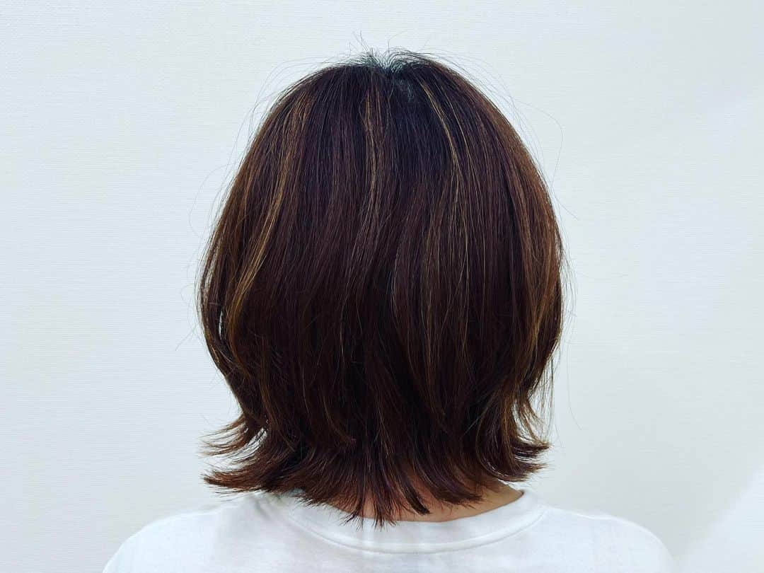 諸國沙代子さんのインスタグラム写真 - (諸國沙代子Instagram)「. 髪の毛、久しぶりに短くしてもらいました💇‍♀️ ドライヤー時間が短すぎて驚く今日この頃。 #投稿も久しぶり」8月4日 9時14分 - sayoko_shokoku.ytv