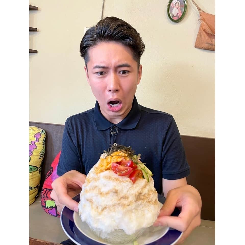 テレビ朝日アナウンサー公式さんのインスタグラム写真 - (テレビ朝日アナウンサー公式Instagram)「ひる10時25分からは #ワイドスクランブル 7月より水・木・金曜日のリポーターを担当することになりました。よろしくお願いします🙇 先日は、変わり種のかき氷の取材へ！ こちらは『冷やし中華かき氷』 サッパリとした味わいで夏バテの方にもピッタリです！ #駒見直音」8月4日 10時00分 - tvasahi_announcers