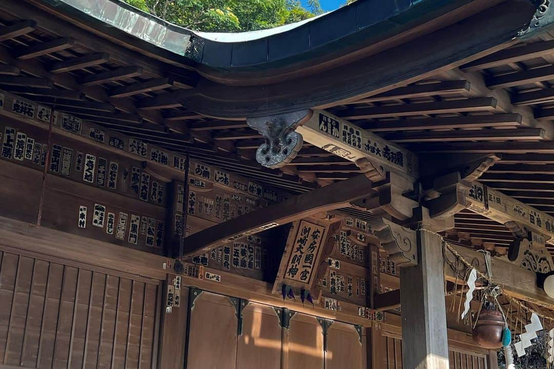 鳥越裕貴さんのインスタグラム写真 - (鳥越裕貴Instagram)「⛩️ #洲崎神社 #千葉 #一之宮 #神社 #夕陽  #癒された #が #もう #癒されたい」8月4日 10時13分 - yuki_torigoe.cleftchin