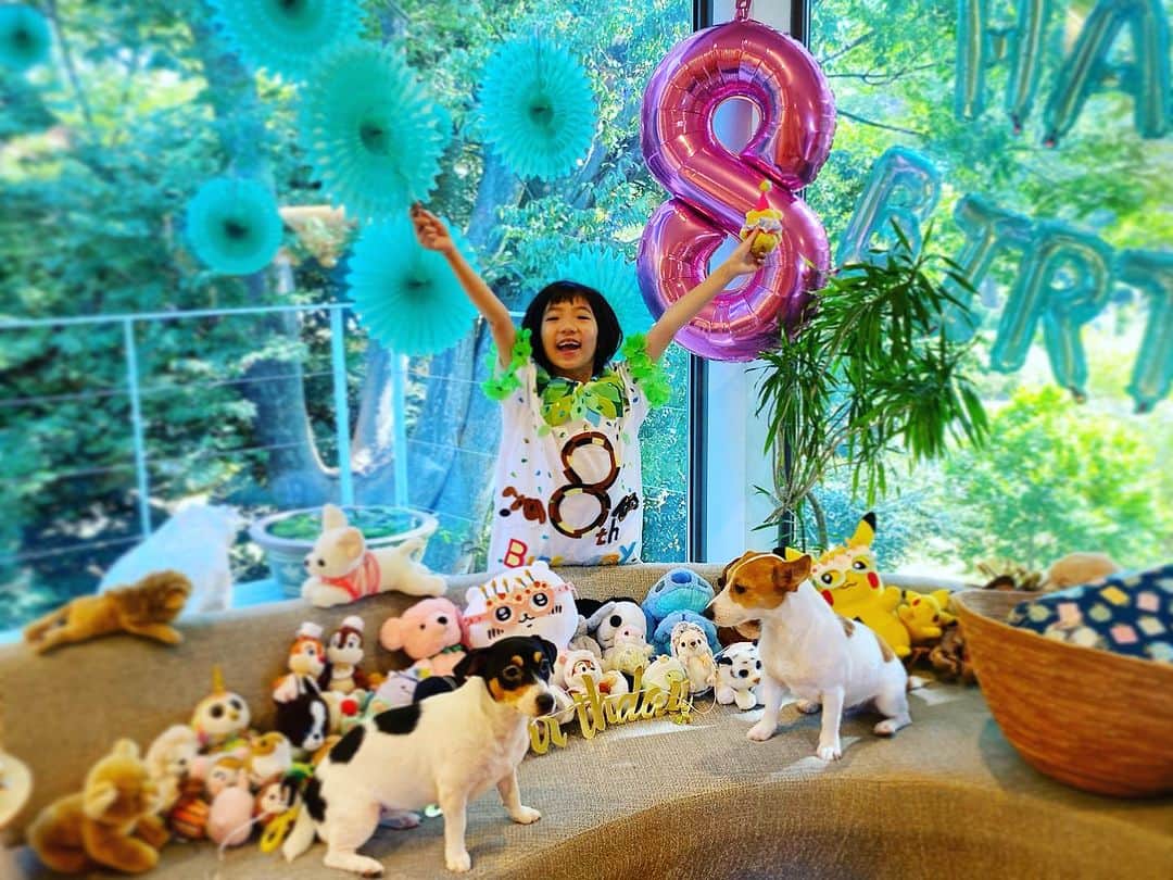 森本千絵さんのインスタグラム写真 - (森本千絵Instagram)「むすめ ８歳になりました。  娘を授かって８年目となりました。お母さんとしてはまだまだ新米です。  多くの支えに心から感謝致します。  #感謝 #おかあさんにしてくれてありがとう   #happybirthday」8月4日 10時53分 - chiemorimoto_goen