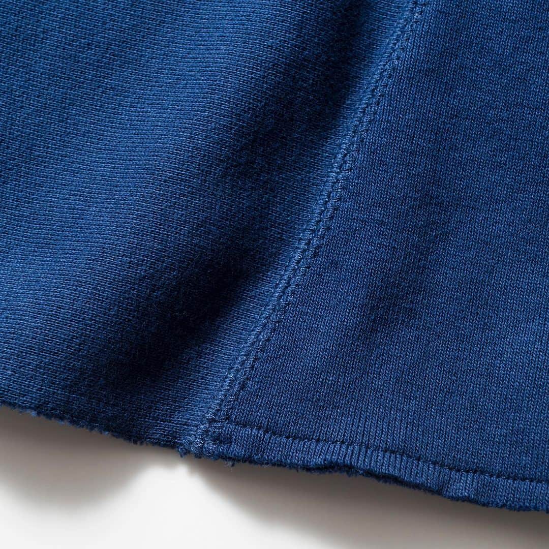 Champion Japanさんのインスタグラム写真 - (Champion JapanInstagram)「【SWEAT SKIRT】  柔らかい手触りで着やすいコットン100％の裏毛素材を使用したスウェットスカートです。 横の縮みへの影響を少なくし、動きやすさに配慮しました。  ■Item：Sweat Skirt ■Number：CW-Y201 ■Color:カーボンブルー, チャコール, ダルグリーン ■Size：M, L ■Price：¥10,780  #Champion #LongSkirt #ロングスカート #マキシ丈 #カジュアルスタイル #カジュアルコーデ #チャンピオン #23FW」8月4日 11時10分 - champion_japan