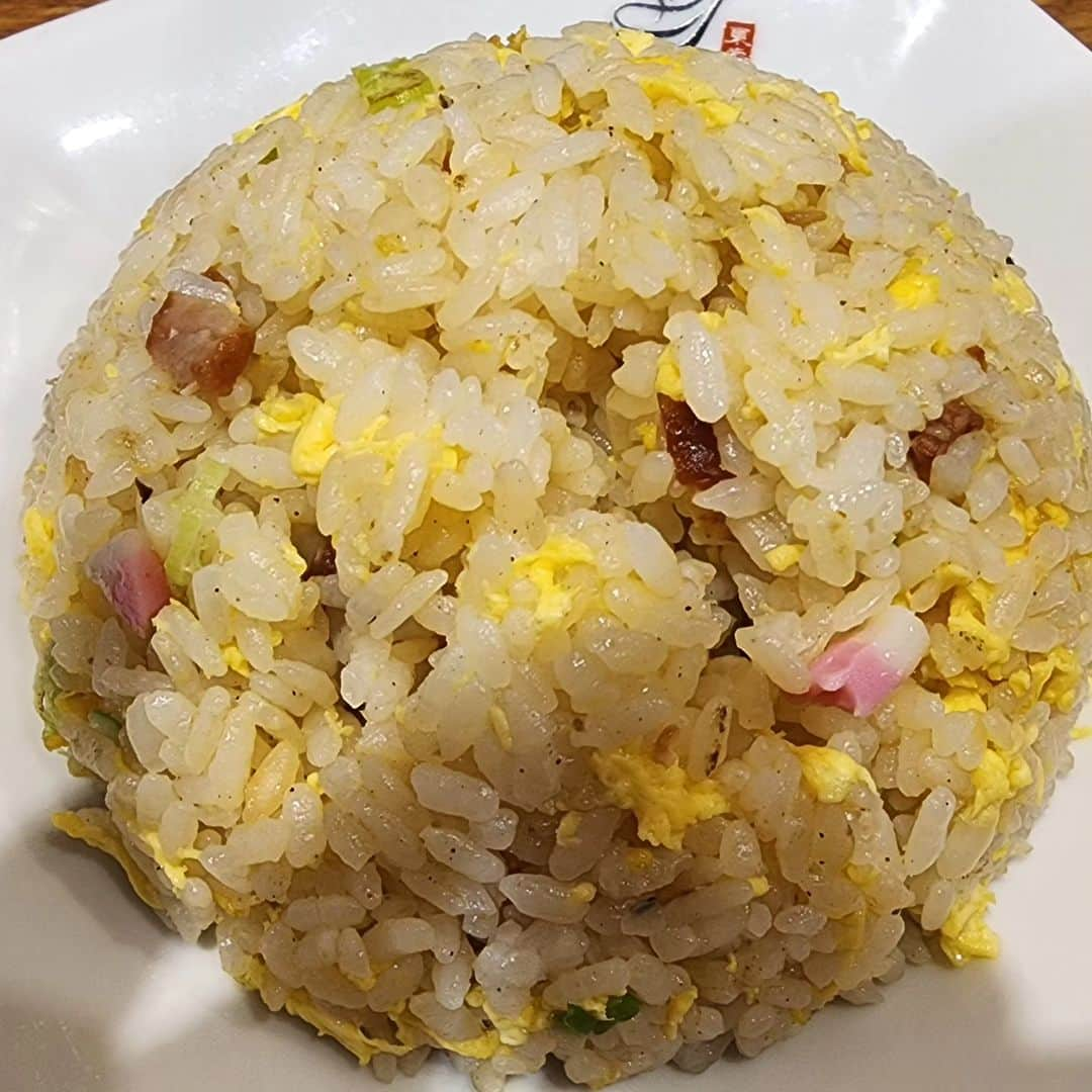 野田幸宏のインスタグラム：「シンプル炒飯 #チャーハン  #炒飯  #中華」