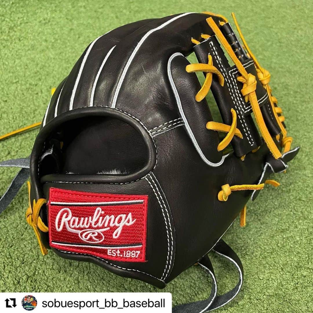 Rawlings Japanさんのインスタグラム写真 - (Rawlings JapanInstagram)「#Repost @sobuesport_bb_baseball with @use.repost ・・・ PREMIUM 入荷  今年のローリングスは一味違います😏  PREMIUMシリーズ  N62 CK4 が入荷しました！  何も加工していないのツヤツヤ😵‍💫  コシもあって最高なグラブです！  @rawlings_japan_llc   #スポーツスタジアムソブエ #ソブエスポーツ #愛知 #名古屋 #野球 #baseball #少年野球 #中学野球 #中学硬式野球 #高校野球 #大学野球 #社会人野球 #プロ野球 #rawlings #PREMIUM #プレミアム #ツヤツヤ #最強 @rawlings_japan_llc」8月4日 11時26分 - rawlings_japan_llc