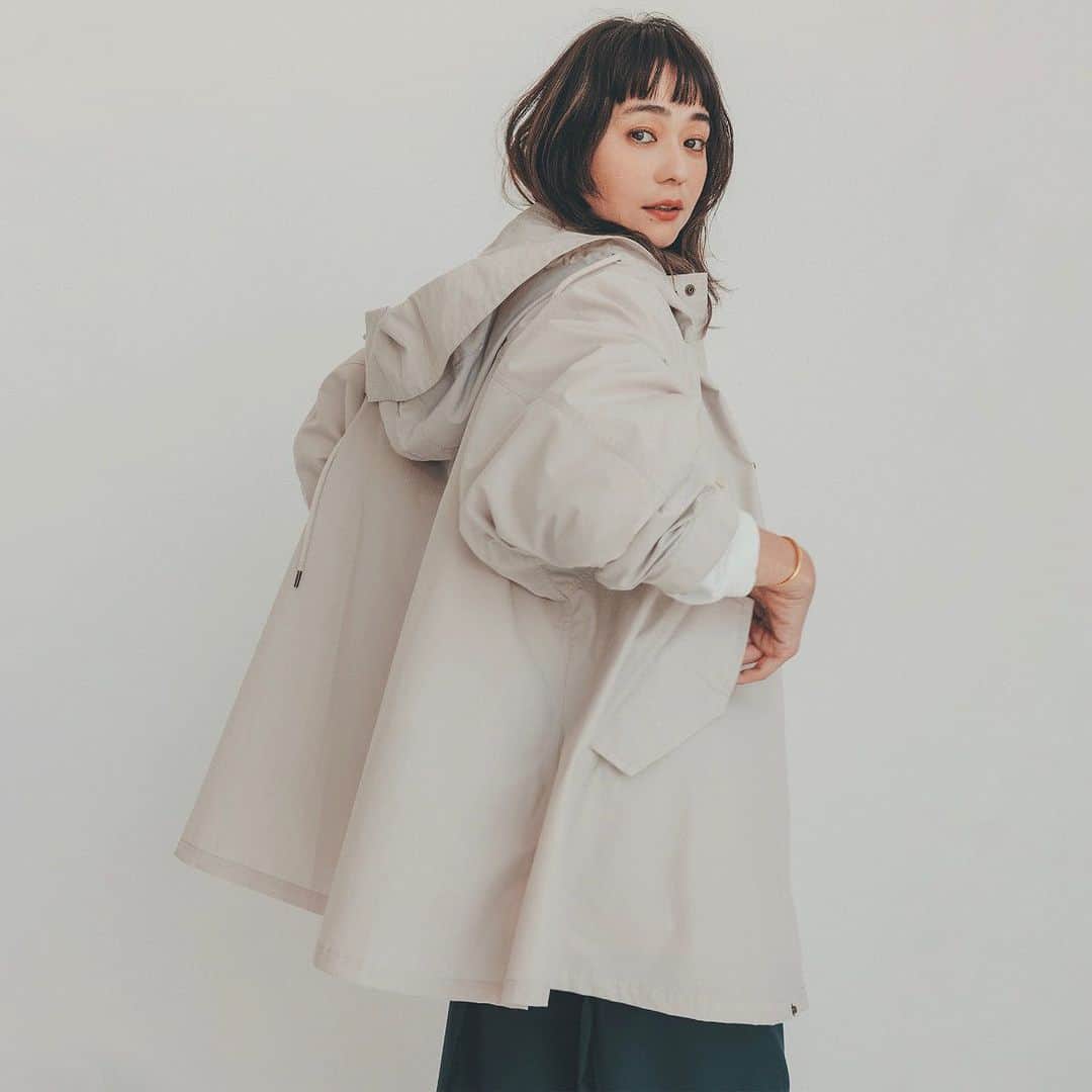 のインスタグラム：「⁡ ⁡ ⁡ ザ シンゾーン×ナンガの伝説のコラボ 別注＆復刻アイテム登場！ ⁡ 人気ブランドTHE SHINZONEの秋冬をいち早くお届け🩵 ⁡ ⁡ ボーイッシュなのに可愛い、ヴィンテージっぽいのに品がいい！ ⁡ 相反する魅力で、大人のエモ服欲を満たしてくれる「THE SHINZONE」。アウトドアブランド「NANGA」との伝説のトリプルコラボのリバイバルを筆頭に、今季も日常にフィットするアイテムがめじろ押し🌿 ⁡ ⁡ #shinzone #nanga #happyplusstore #シンゾーン #ナンガ #シンゾーンナンガ #ハピプラ ⁡ ⁡」