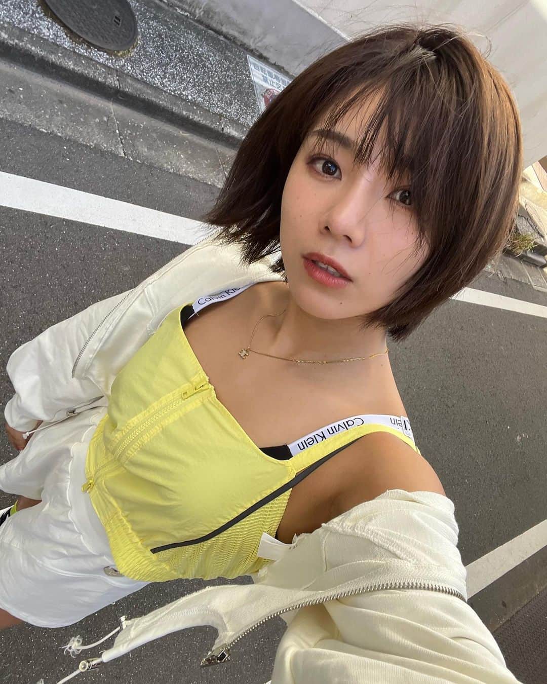 大川成美さんのインスタグラム写真 - (大川成美Instagram)「今日も暑い。 がんばろーー✌️」8月4日 12時09分 - naru_coco