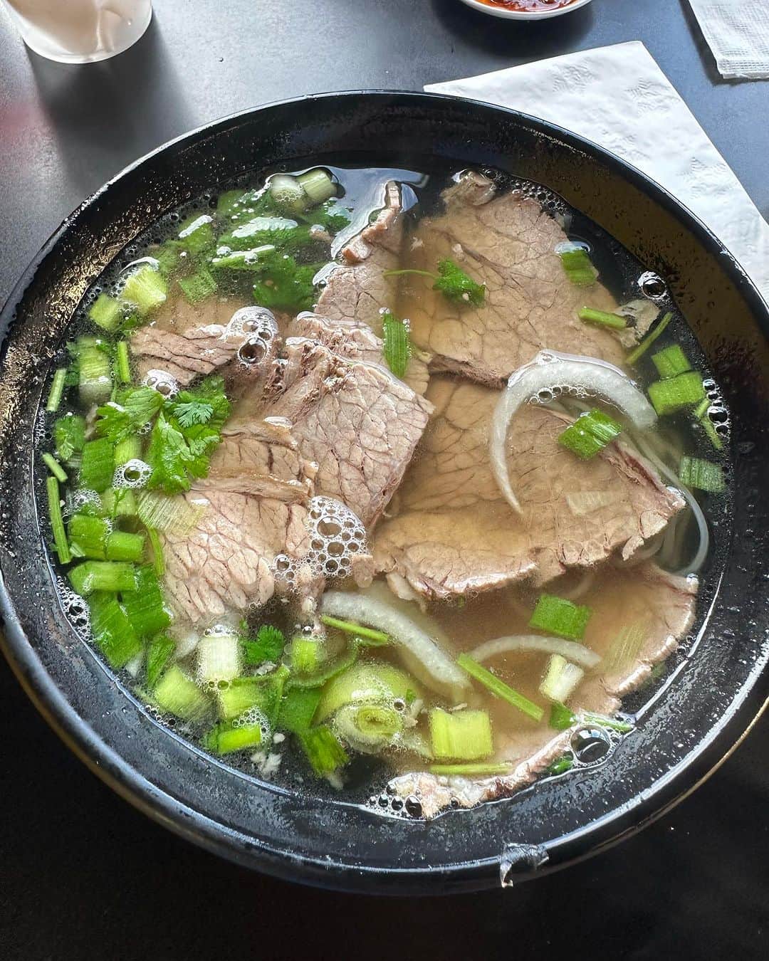 デイビット・チャンのインスタグラム：「first visit to pho 79…delicious」