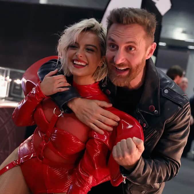 Bebe Rexhaさんのインスタグラム写真 - (Bebe RexhaInstagram)「One in a Million (with @DavidGuetta) is all yours 💫 Stream it now in my bio!」8月4日 13時04分 - beberexha