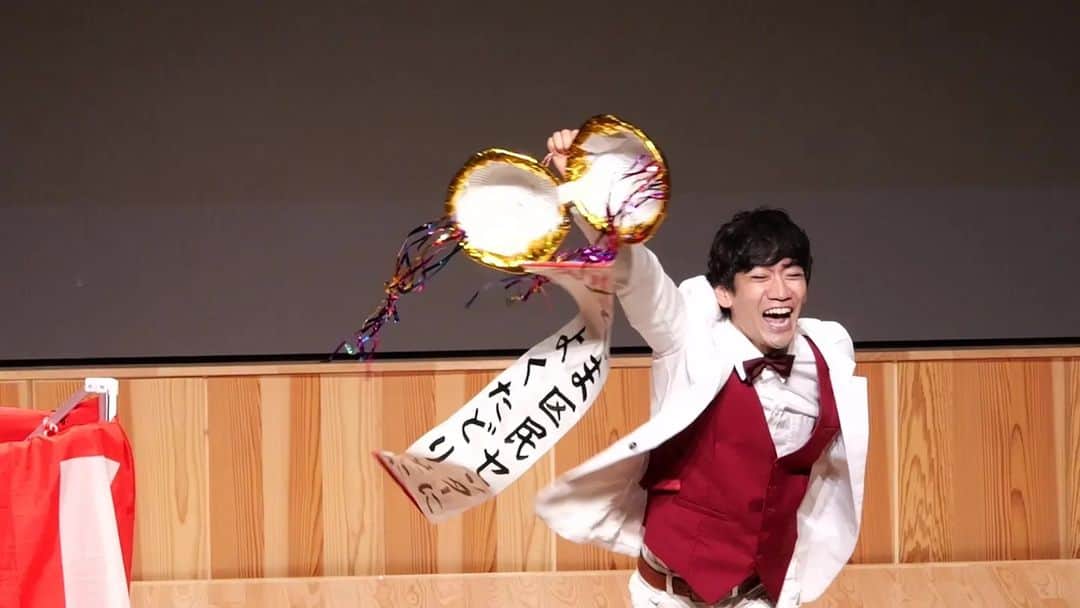 かーしゃさんのインスタグラム写真 - (かーしゃInstagram)「昨日はエイトクラベルありがとうございました！  エイトクラベル開催できてよかったです！  メンバーのみんな！ お客さん！ K-PROさん！  皆さんのおかげで開催できました！！  ありがとうございました！！  アーカイブ配信を明後日の 8/5（土）21:00頃〜8/19（土）23:59まで公開します！ 1300円 https://twitcasting.tv/ka_sha27/shopcart/252666 体調不良や都合が悪く来れなかった方々はこちらをご覧ください！  企画で使った映像は配信のほうがキレイに見れると思います…！  また来年にでもやりたいですね…  #エイトクラベル #ハナコ #こまたつ #トンツカタン #ストレッチーズ #ハナフダ #東京ホテイソン #ナイチンゲールダンス #かーしゃ #ジャイアントジャイアン #kpro」8月4日 13時23分 - kasha_gg