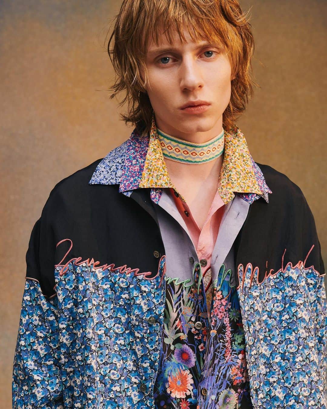 畔柳康佑のインスタグラム：「71 MICHAEL 2024Spring&Summer Colleciton. "MYOSOTIS" for @71michael_official   Models：BERTIL(THE MANAGEMENT) / ANKA(THE MANAGEMENT)  Director&Producer&Casting：Kosuke Kuroyanagi(VOLO) @k_kuroyanagi Photographer：Yuta Matsuyama @mush0116 Stylist：Keisuke Morita @keisukemorita_stylist Hair stylist：Chika @chika.keisuke Make up artist：Nanako Yajima @nko._____  Production assistant：Rika Sai @rikarin0526  Hanji @_hanji.v Production：VOLO @volo_tokyo」