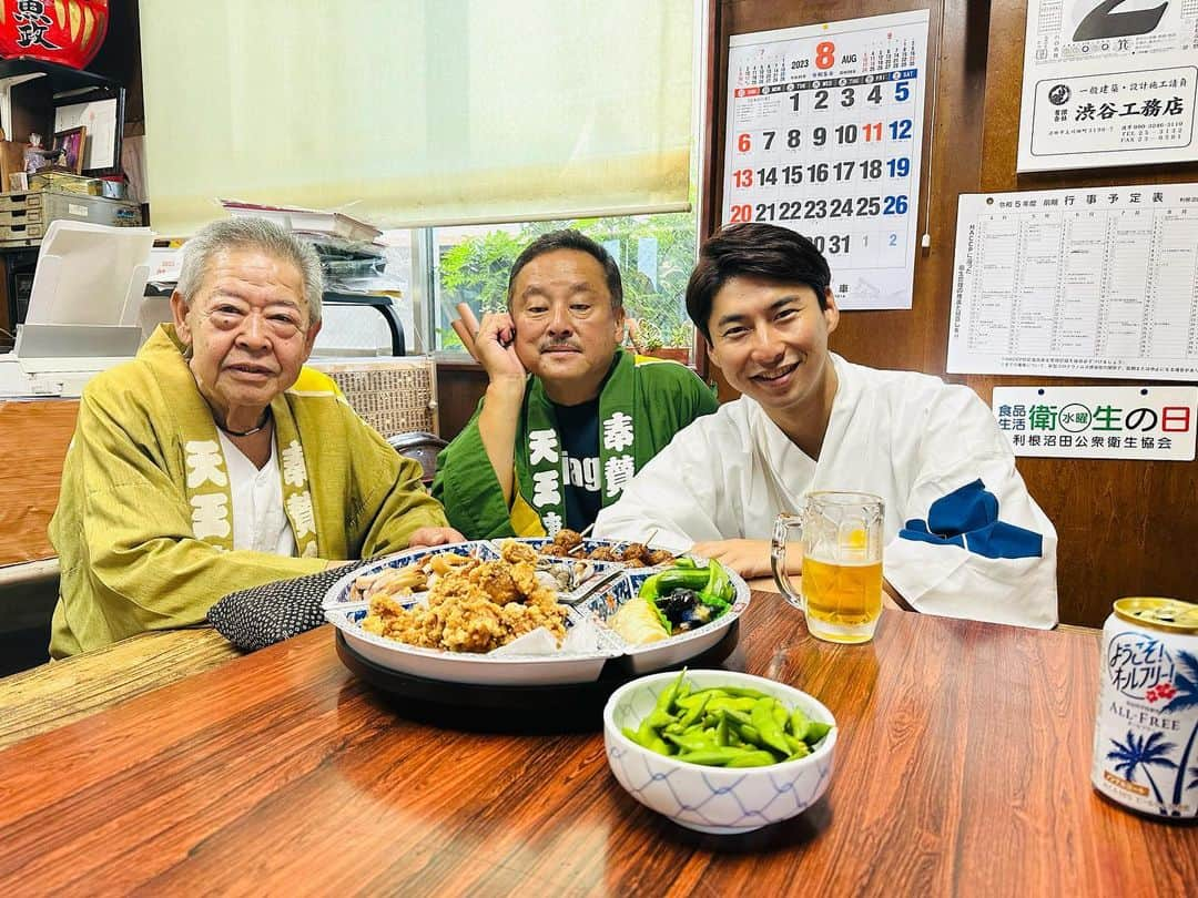 中曽根 康隆さんのインスタグラム写真 - (中曽根 康隆Instagram)「4年ぶりに帰ってきた、沼田の暑い夏。 待ちに待った【沼田まつり】が始まりました。数年間我慢してきた想いを解放するべく、３日間、徹底的に楽しみましょう！ 私も地元衆議院議員として、また沼田まつり実行委員会顧問として、初日から全力投球。多くの仲間達と笑いながら食べ、飲み、素晴らしい時間を過ごす事が出来ました。  ※熱中症には気をつけましょう！  #沼田まつり #おぎょん」8月4日 15時27分 - yasutaka_nakasone