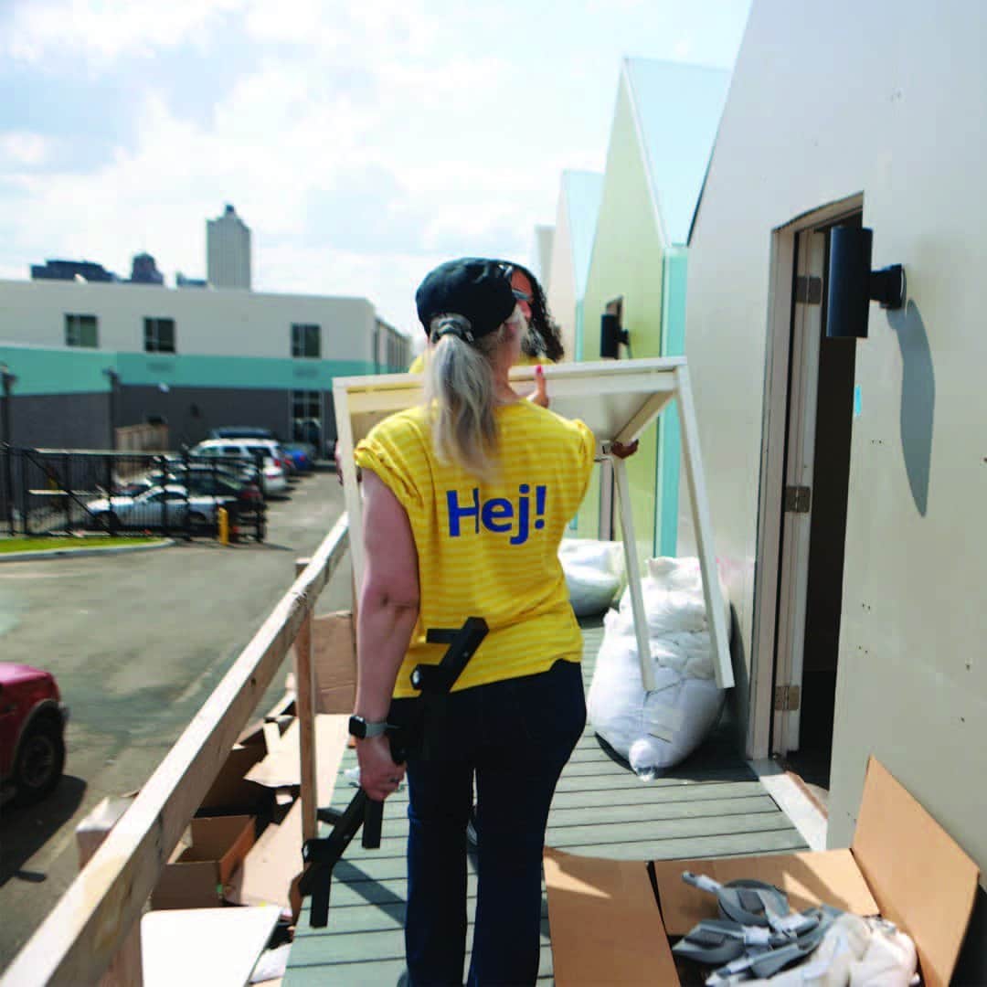 IKEA USAさんのインスタグラム写真 - (IKEA USAInstagram)「IKEA Memphis recently partnered with the Memphis Hospitality Hub to furnish 5 units.  The project is aimed at supporting individuals in Memphis transition out of homelessness.」8月5日 1時01分 - ikeausa