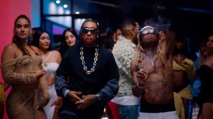 タイガのインスタグラム：「Main one video out now🔥🔥🔥 @marioworldwide @liltunechi」