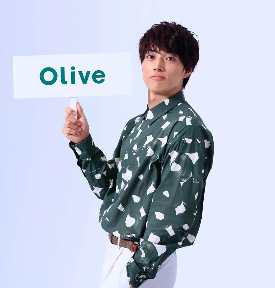 しょーたさんのインスタグラム写真 - (しょーたInstagram)「三井住友銀行「Olive」のweb CMに出演しています！ ホームページに僕が載っているのでぜひ見てみてください😊 「わたしの推し口座 Olive」で検索！  @smbc_official #Olive #SMBC #三井住友銀行」8月4日 17時41分 - syotadayo_n