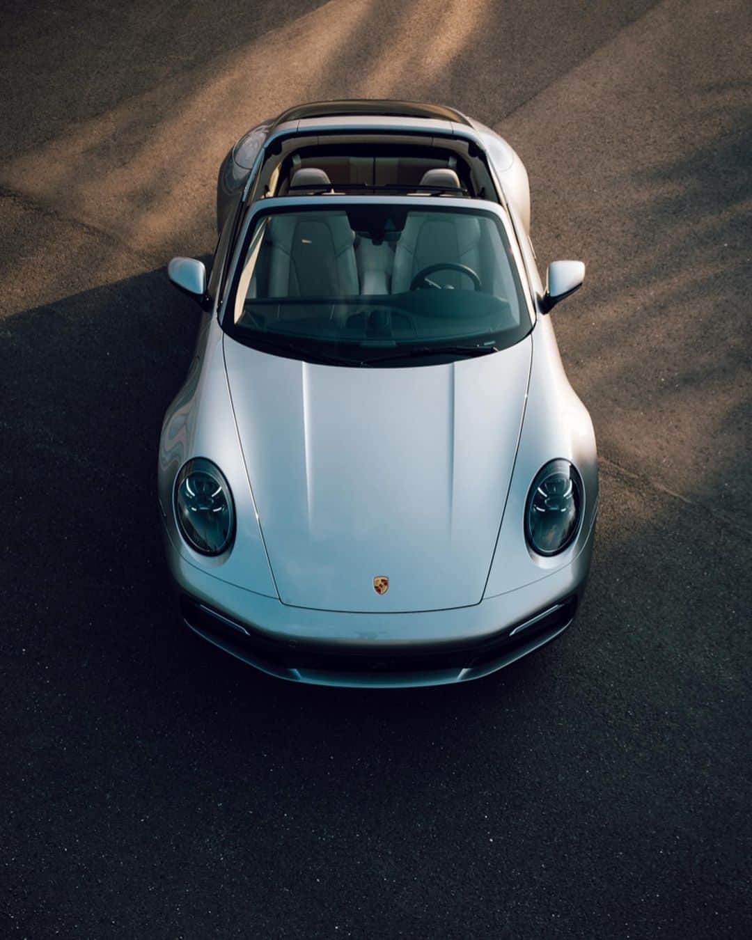 Porscheさんのインスタグラム写真 - (PorscheInstagram)「Small joys, up close. 📸 @ssszphoto #PorscheMoment」8月4日 18時00分 - porsche