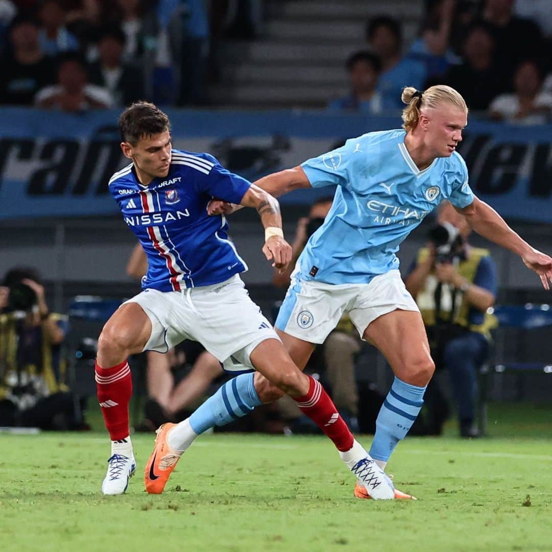 横浜F・マリノスさんのインスタグラム写真 - (横浜F・マリノスInstagram)「@eduardo.jp93 showed his quality against world-class striker👏🔥 #fmarinos #ManCity #エドゥアルド」8月4日 18時01分 - yokohamaf.marinos