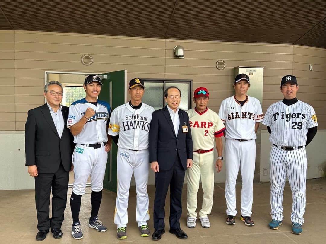 林昌範さんのインスタグラム写真 - (林昌範Instagram)「サマーキャンプ終了です‼️  天気が少し崩れましたが、子供達ケガもなく終われて良かったです😆  協力してくれたスタッフさんに感謝ですね⚾️ #北海道 #芦別市 #野球教室 #ベースボール #キャンプ #広島#カープ #ヤクルトスワローズ  #阪神タイガース #ソフトバンクホークス  #読売ジャイアンツ  #日本ハムファイターズ」8月4日 18時22分 - masanorihayashi24