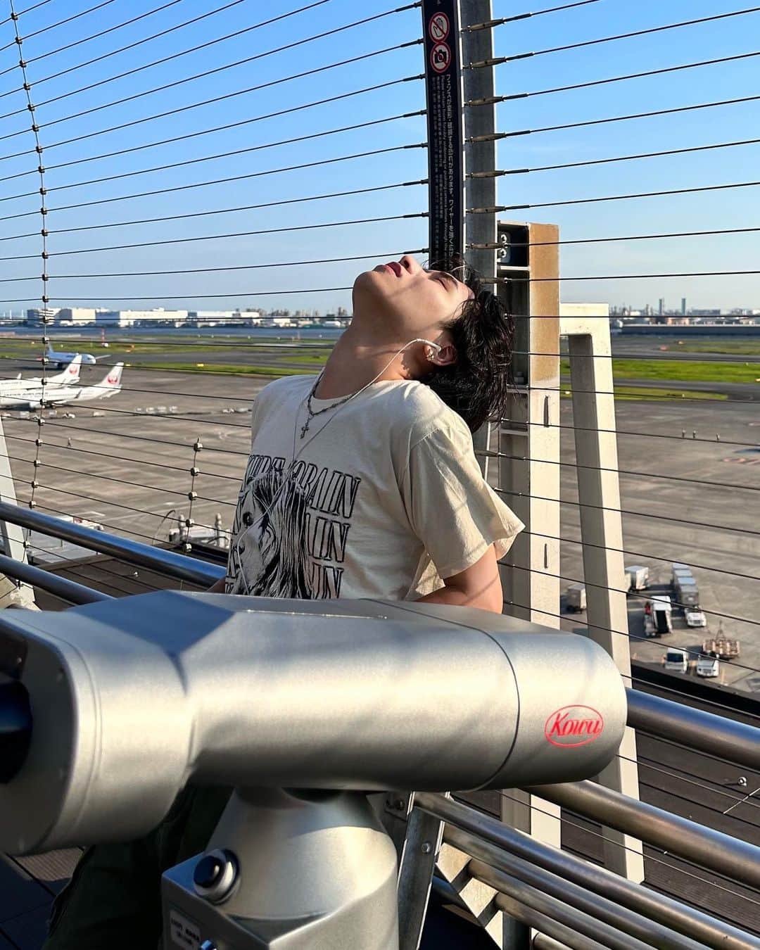 のインスタグラム：「airport💭ᵕ̈* ・ ・ ・ ・ ・ ・ ・ ・ ・ ・ ・ ・ ・ ・ ・ #fashion #03 #fyp #foryou  #Japan #Japanlife #Japanese #Japaneseboy #lifestyle #Tokyo #tokyolife #outfit#ootd#street#memories #workout」
