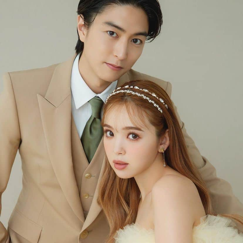 Choole 業界初、オンライン結婚式準備サービスさんのインスタグラム写真 - (Choole 業界初、オンライン結婚式準備サービスInstagram)「藤田ニコルさん＆稲葉友さんが結婚を発表💒👏  ご結婚おめでとうございます🎉✨ - - - - Photo by @2525nicole2  - - - - ——————————————————  ⚜️トキハナInstagramとは？ ・結婚式準備に役立つ情報を毎日投稿♡ ・まだ結婚式場が決まっていない花嫁さまへ🌸 ドレス試着・パーソナルカラー診断イベントなど定期開催中👗🌈 ・お見逃しのないよう @tokihana_weddingからフォローください✨  ⚜️トキハナって？ LINEで式場探し使いやすさNo.1✨ 『結婚式場見学予約サイト👰🏻‍♀️』  🕊トキハナの特徴🕊 ・持ち込みOKの式場掲載数No.1(自社調べ)👑 ・即決不要で、最大割引が貰える💰 ・自分たちの費用が見学前にわかるから安心💛 ・LINEでいつでも元プランナーに相談できる💡 ・カンタン診断で好みの式場が見つけられる💖 ・ドレス最大50%オフクーポンもget👗 登録はID検索orQRコードから▼ ID:@608xvfyd  ————————————————— #藤田ニコル#にこるん #稲葉友#ブライダルフォト#ウエディングフォト#プレ花嫁#卒花嫁#トキハナ」8月4日 18時53分 - tokihana_wedding