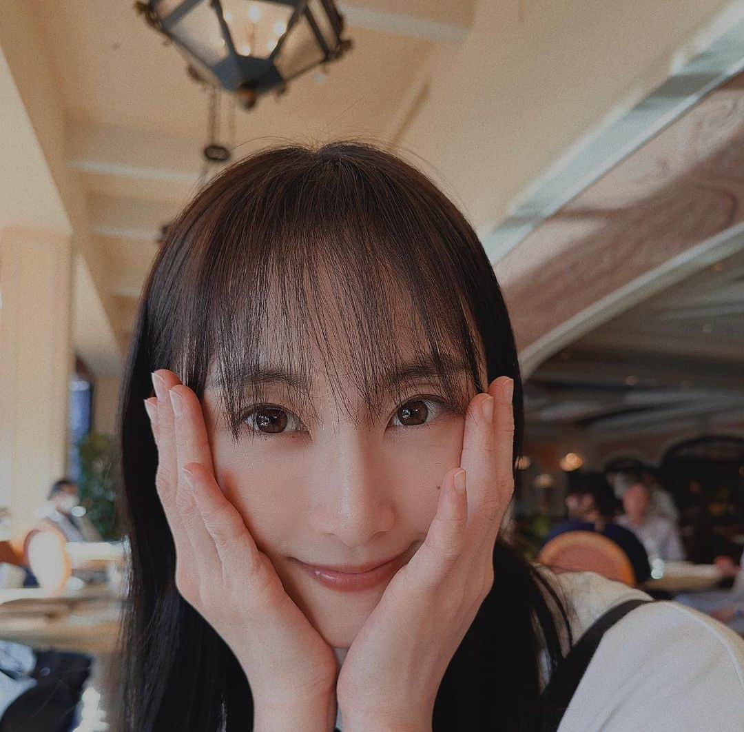 松井玲奈のインスタグラム：「大好きな場所へ今月も✨ らぶりーりおちんが、らぶりーに撮ってくれたよ💓」