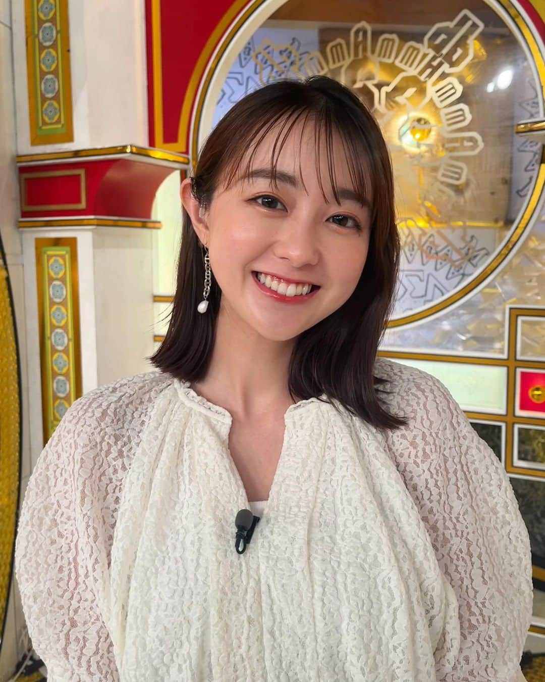 若林有子さんのインスタグラム写真 - (若林有子Instagram)「今夜の金スマはホラン千秋さんがゲスト🍊  毎日お顔を拝見していますが、 平日のNスタを担当したことがないため、ご一緒するのは今回が初めて！ ホランさんの知性と芯の強さを感じました✨ 何より収録中の2時間あまり、どの瞬間もずっとお声が聞き取りやすくて感動…！ あまりに綺麗な発音・発声に、私が必要以上に力んでしまいました(笑)  中居さんとのMC論も聞き応えたっぷりです👀 今夜9時〜ぜひご覧ください！  #金スマ #若林有子  ワンピース: CELFORD パンプス: DIANA アクセサリー: Vendome Aoyama」8月4日 19時36分 - wakabayashiyuko_