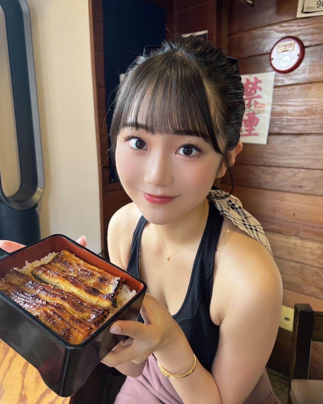 阿部夢梨さんのインスタグラム写真 - (阿部夢梨Instagram)「たらふく食べた熱海〜🌊🤍🤍」8月4日 19時37分 - yumeri_abe.official
