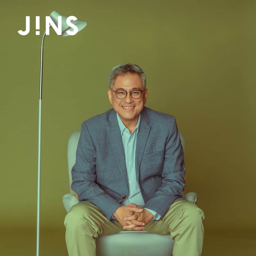 JINS PHILIPPINESさんのインスタグラム写真 - (JINS PHILIPPINESInstagram)「Need more reasons to love JINS? Take it from Mr. Rico Hizon, Senior Anchor. @rico.hizon  Let JINS Magnify your Life.   #JINS #eyewear #glasses #JINS5thanniversary #ricohizon」8月4日 20時00分 - jins_philippines
