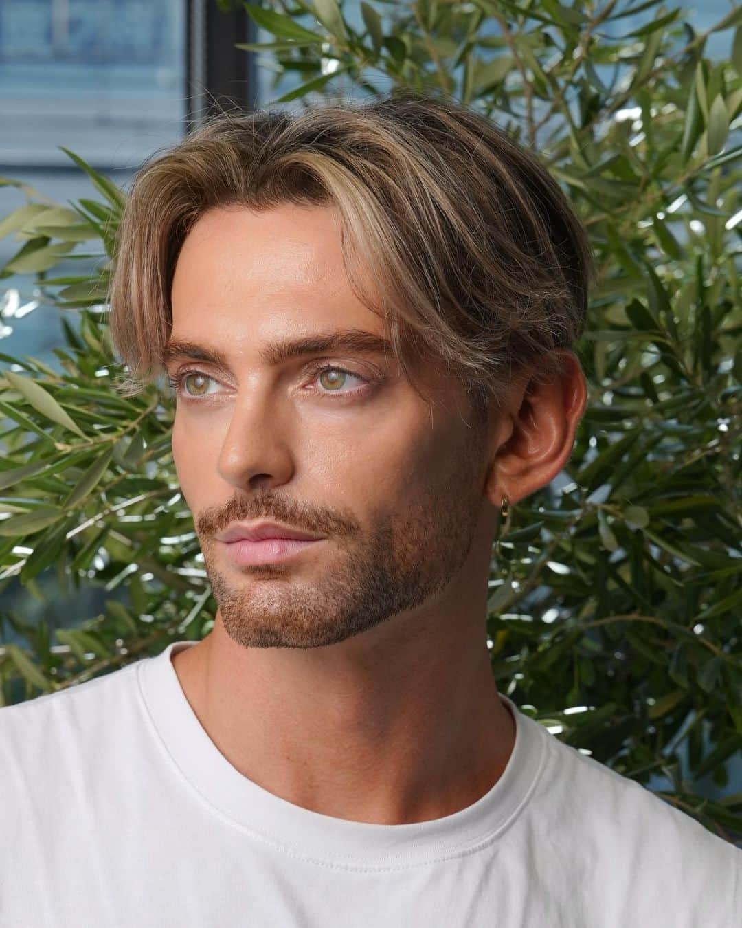 ベンジャミンさんのインスタグラム写真 (ベンジャミンInstagram)「ジェンダーフリースキンケアとメイクブランド