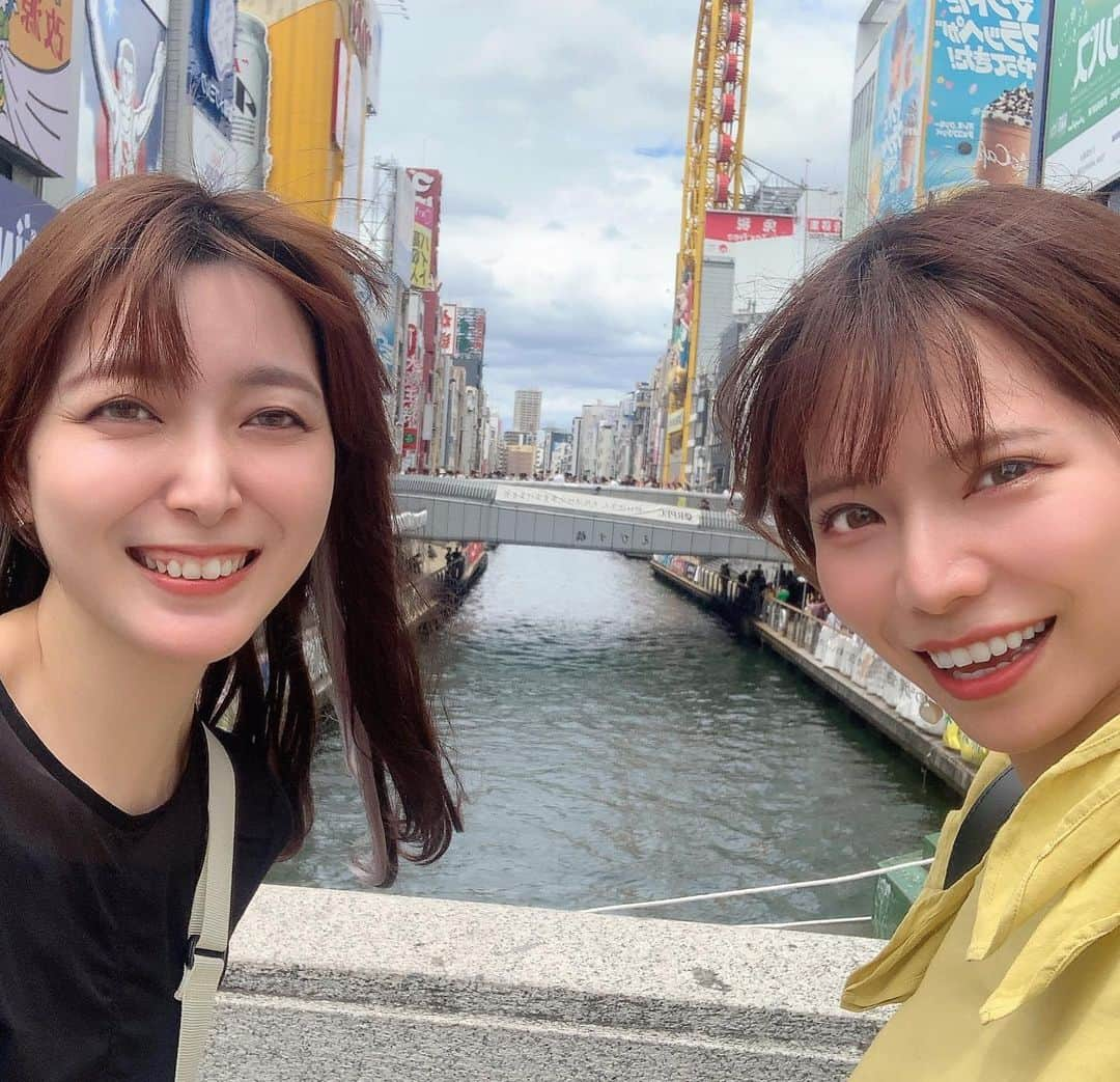 青山日和さんのインスタグラム写真 - (青山日和Instagram)「大好きな @_.yui_ とお久しぶりにデートしたとある日❤️ 　 @swissotelnankaiosaka_official の 中国料理エンプレスルームへ🐼 　 飲茶オーダーバイキングランチ🇨🇳🍽 　 見た目も可愛いけどお味も本格派だし 何よりも超お腹いっぱいになって 大満足でした🥰 　 中国茶と食べる飲茶最高だよねえ。 　 雰囲気もすごくオシャレで落ち着いてるので デートでも使いやすそう！ 　 なにより 久しぶりのゆいとゆっくりタイム過ごせて幸せだった😆 　 いつも私にパワーをくれてありがとう✨ シュールな道頓堀ショット📸笑 　 　 そして、 @necco_jewelry のピアス… 改めてめちゃくちゃかわいい❤️ お出かけするときにつけてるお気に入り😆✨ 　 #難波ランチ #大阪デート #難波デート #中国料理 #飲茶食べ放題 #swisshotel #スイスホテル南海大阪 #女子会ランチ#エンプレスルーム」8月4日 20時13分 - hiyo131131