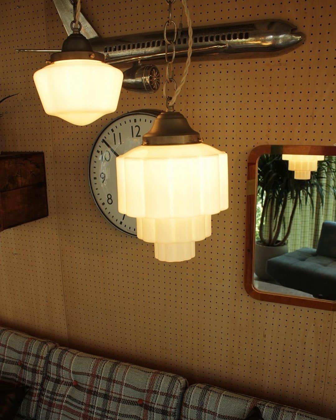 ACME Furnitureのインスタグラム