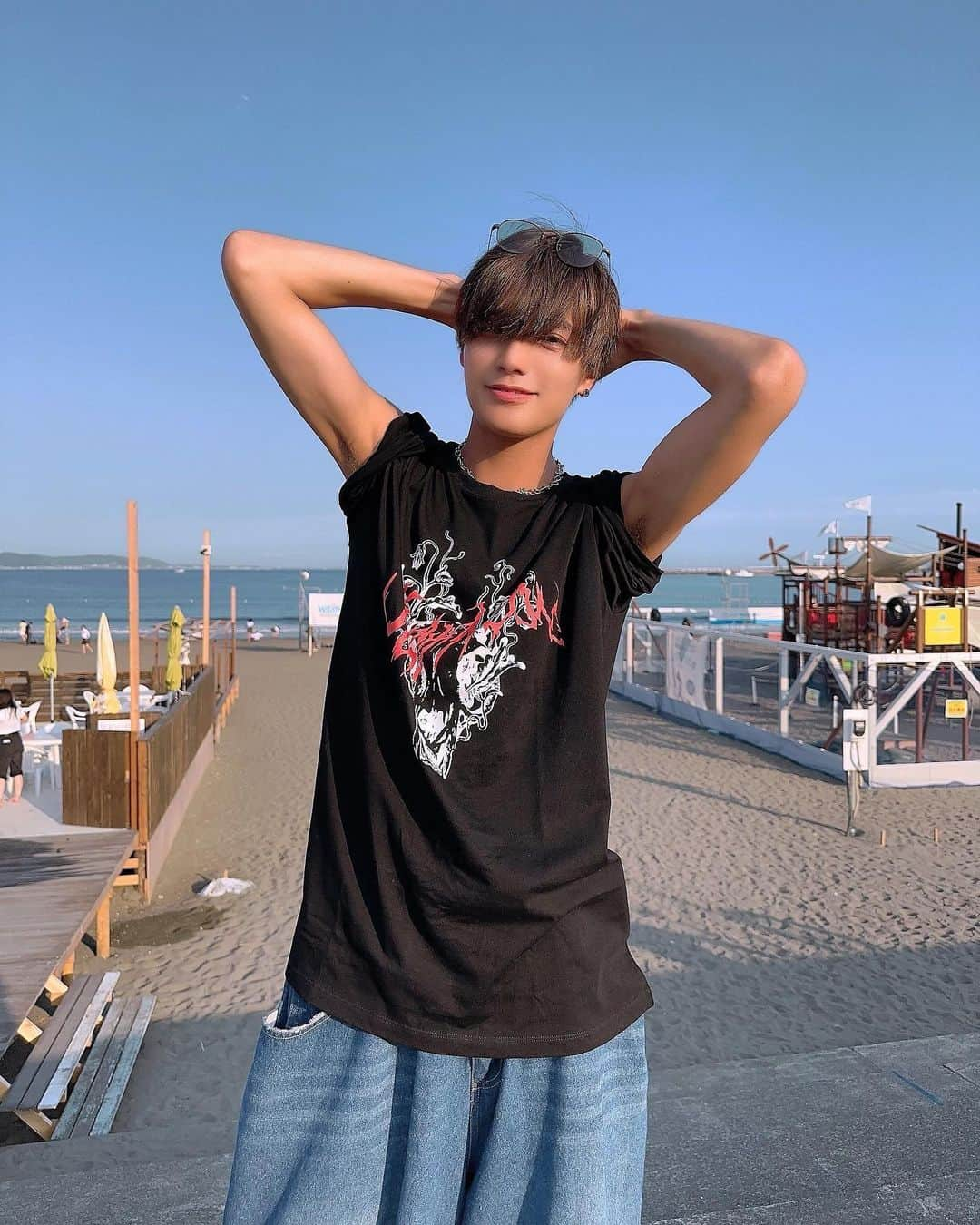 清野隆華さんのインスタグラム写真 - (清野隆華Instagram)「最近海ばっかり🏖  . tops: @roen_underground」8月4日 20時44分 - strangecat_ryuha