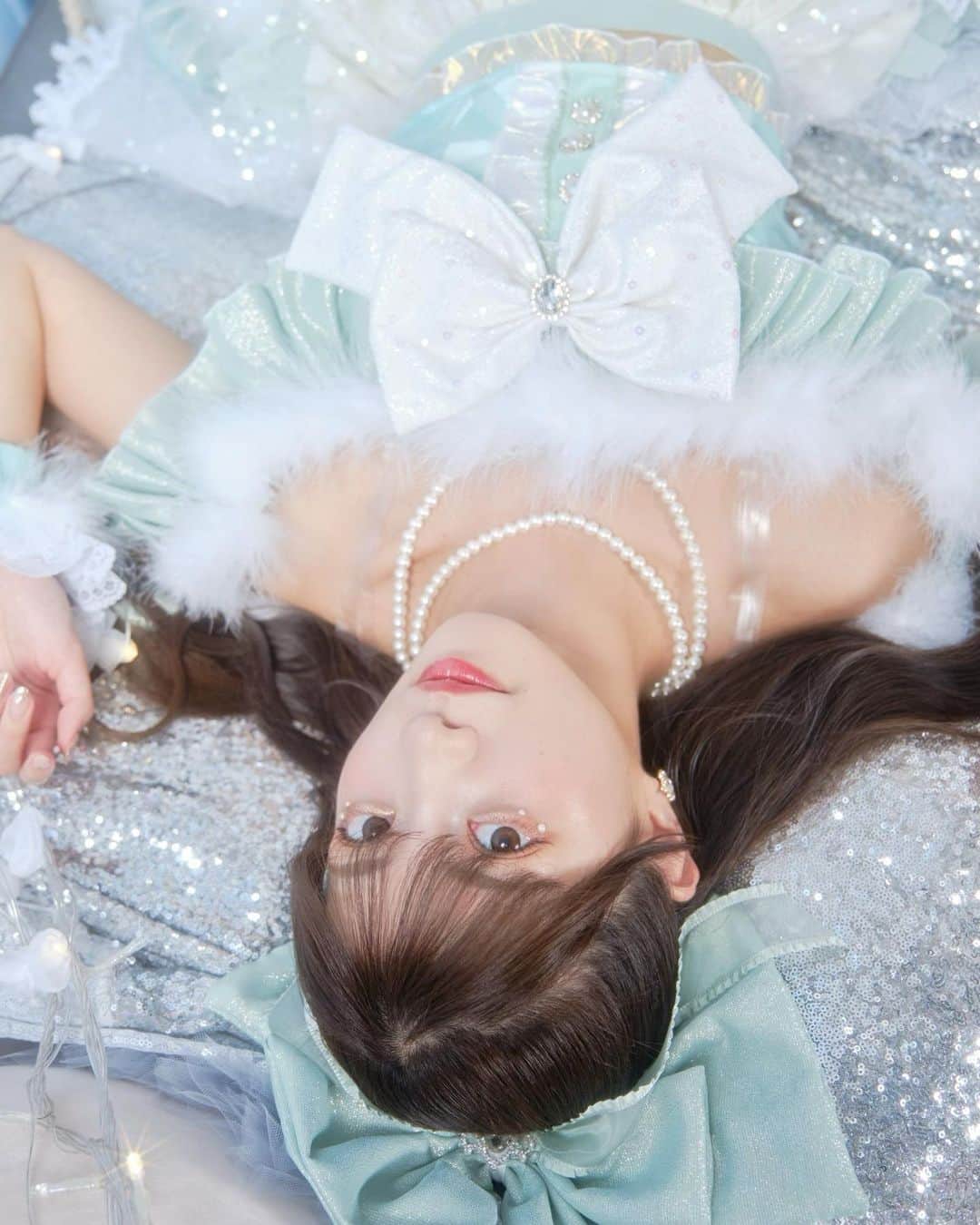 中山星香のインスタグラム：「生誕衣装♡可愛すぎる  生写真セットに無い写真 これからちょいちょい載せてくね」